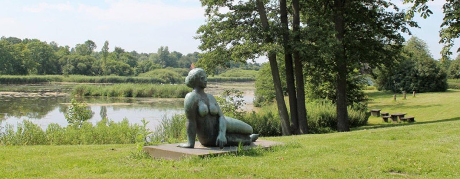 Statue am See Schleswig